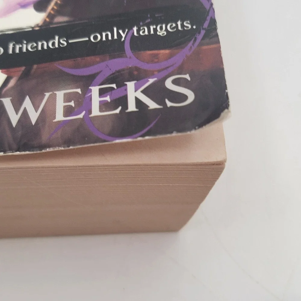Brent Weeks Elizabeth Boyer Fantasy Book Lot 4 Paperbacks Epic‎ Magic Good